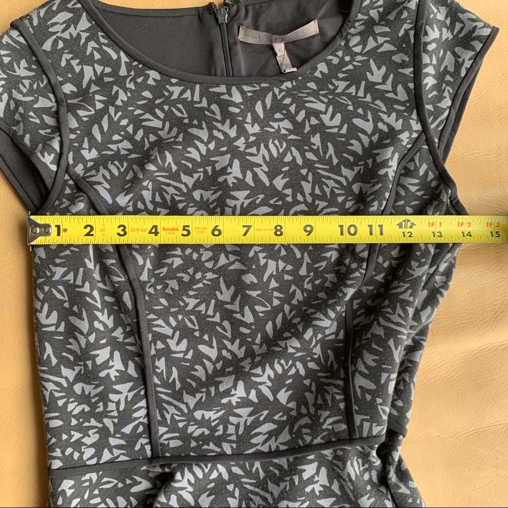 Halston Heritage black and gray capsleeve dress - Picture 5 of 7